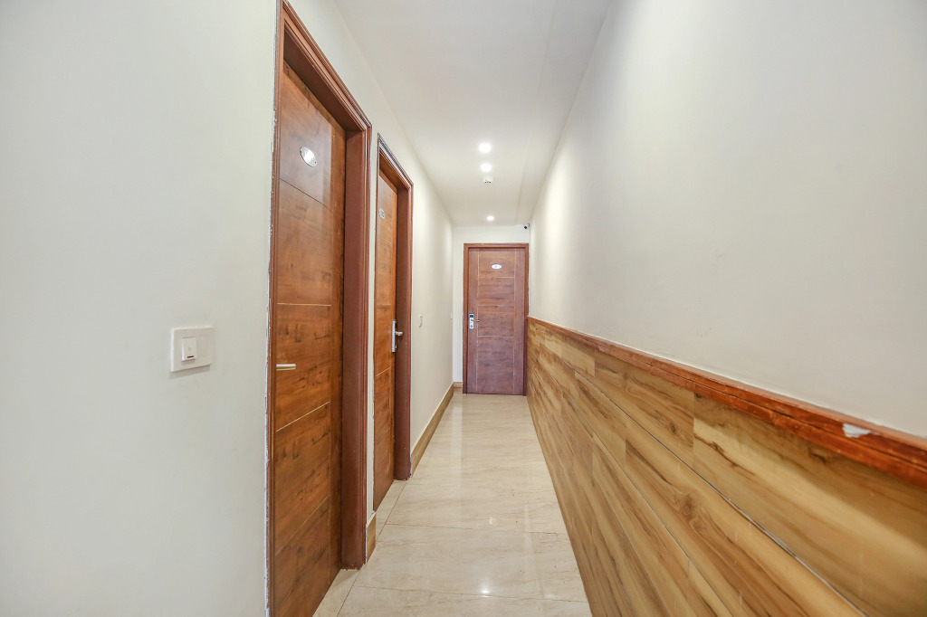 Fabhotel Melano
