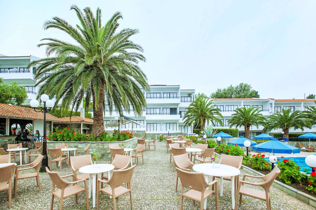 Xenios Port Marina Hotel
