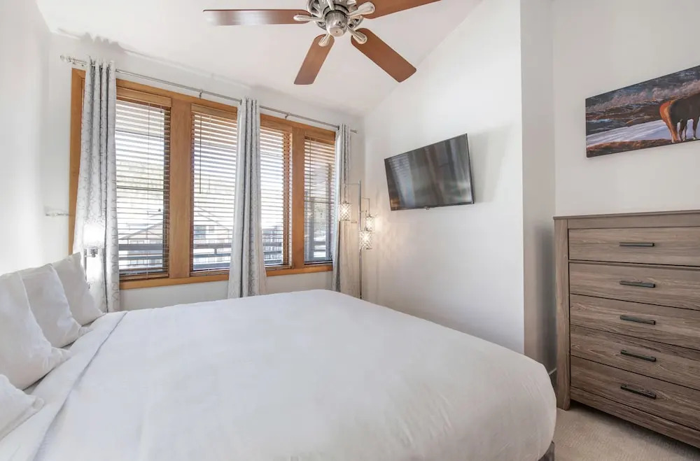 Zephyr Mountain Lodge, Condo | 2 Bedroom Ski-Slope View (Premium-Rated Condo 1223)