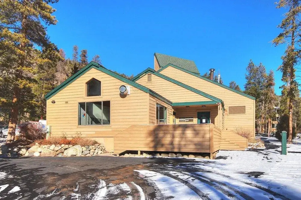 1631 Quicksilver by RedAwning