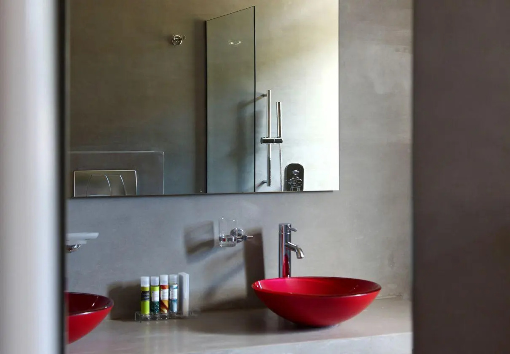 Seleni Suites