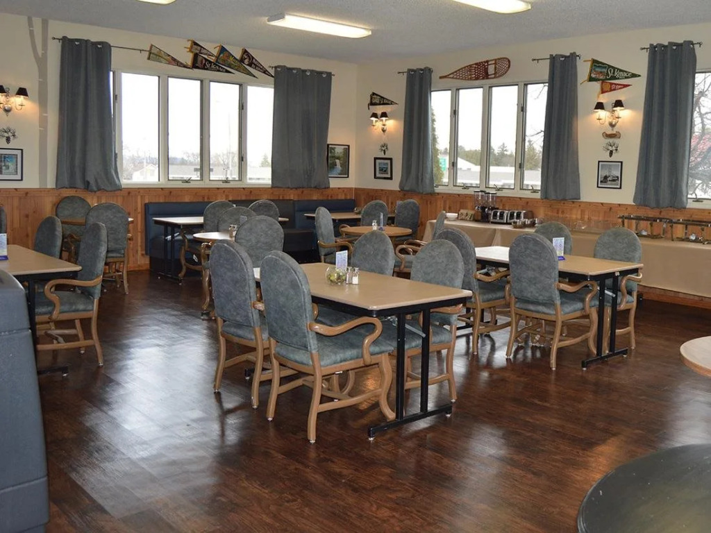 Cedar Hill Lodge