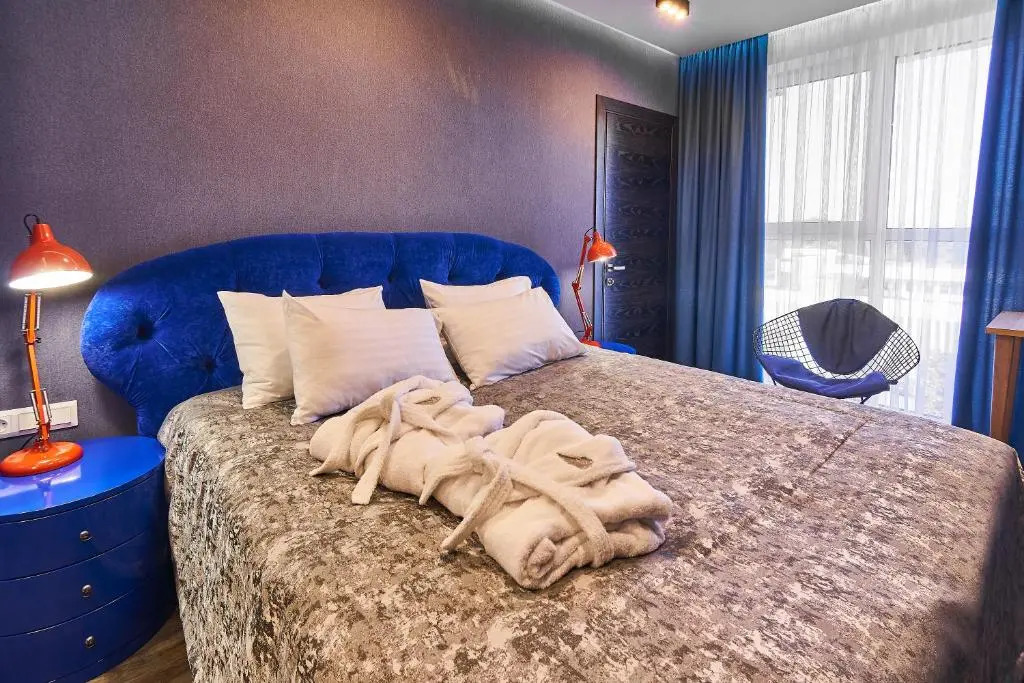 Light Hotel