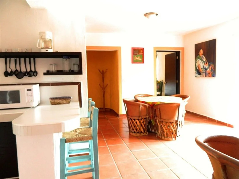 La Iguana Vallarta LGBT ADULTS ONLY - Romantic Zone - Party Clubbing Street