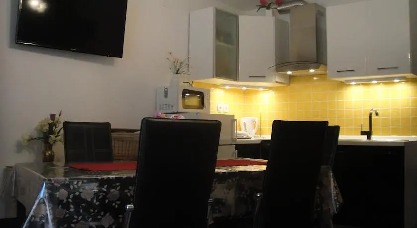 Apartments Jugana