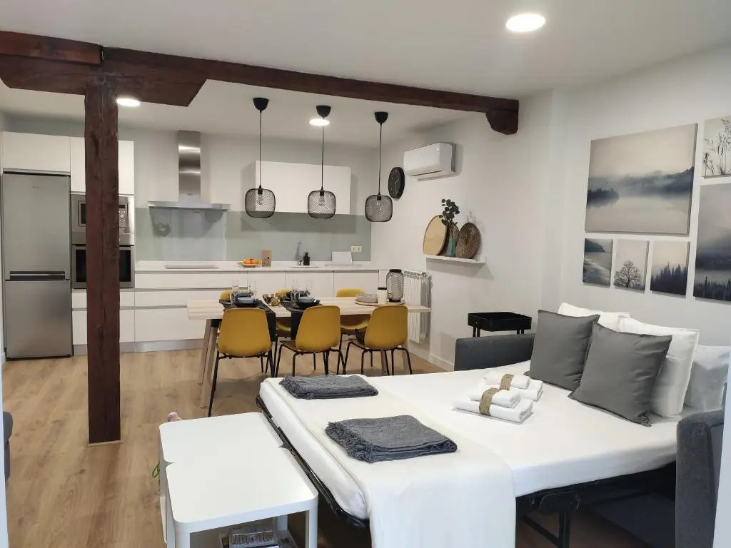 INSIDEHOME Apartments - La Casa del Almirante