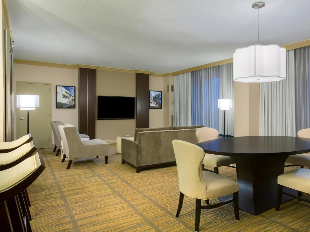 DoubleTree by Hilton Hotel Miami Airport & Convention Center