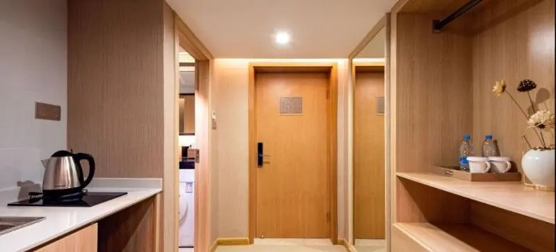 Home Plus Hotel (Chengdu Shuangliu International Airport)