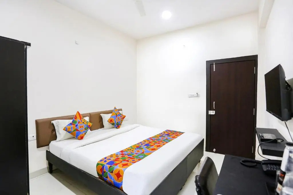 Fabhotel Destiny 74