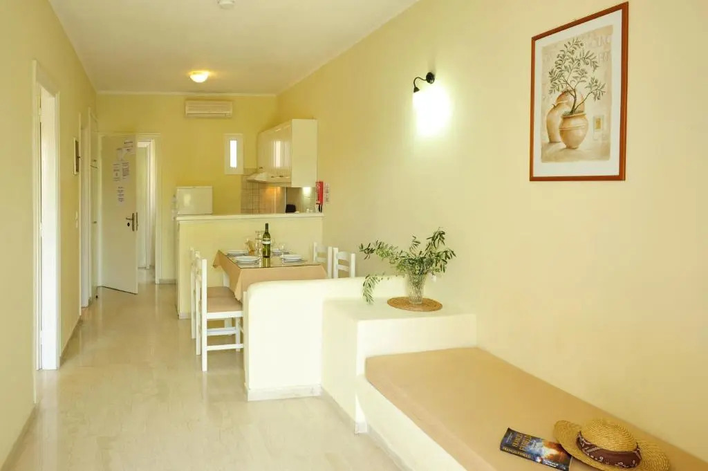 Balaris Apartments