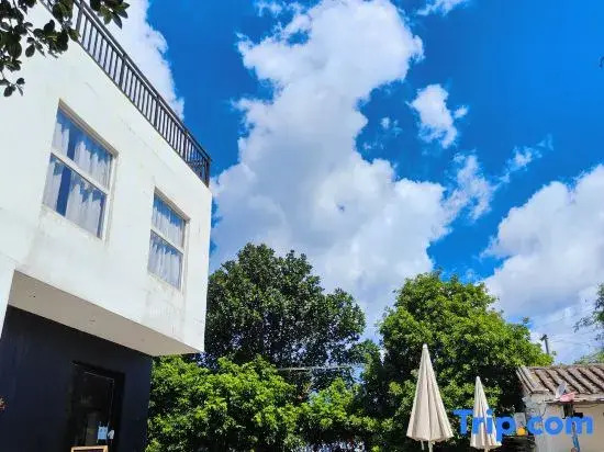 Weizhou Island Yunmengze Homestay