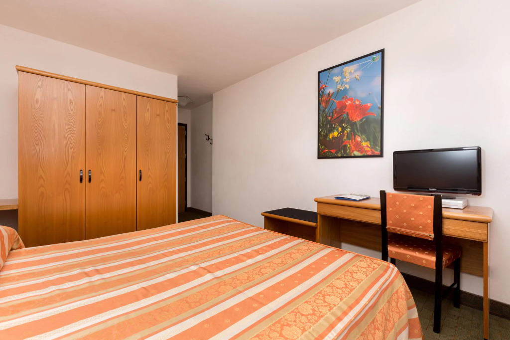 Hotel Alpina