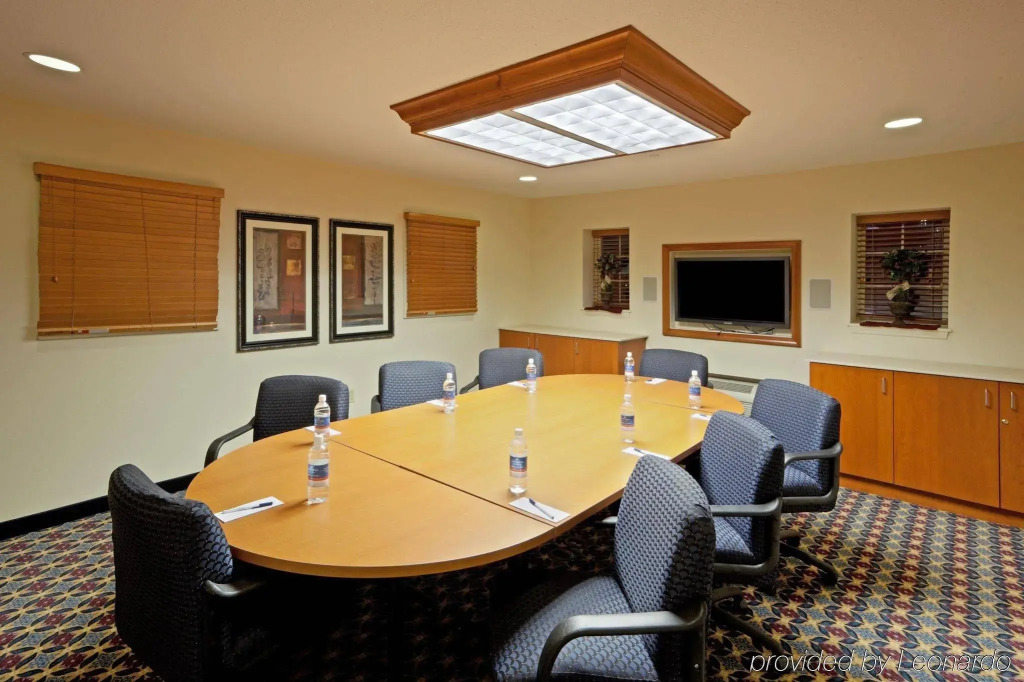 Candlewood Suites Sterling by IHG