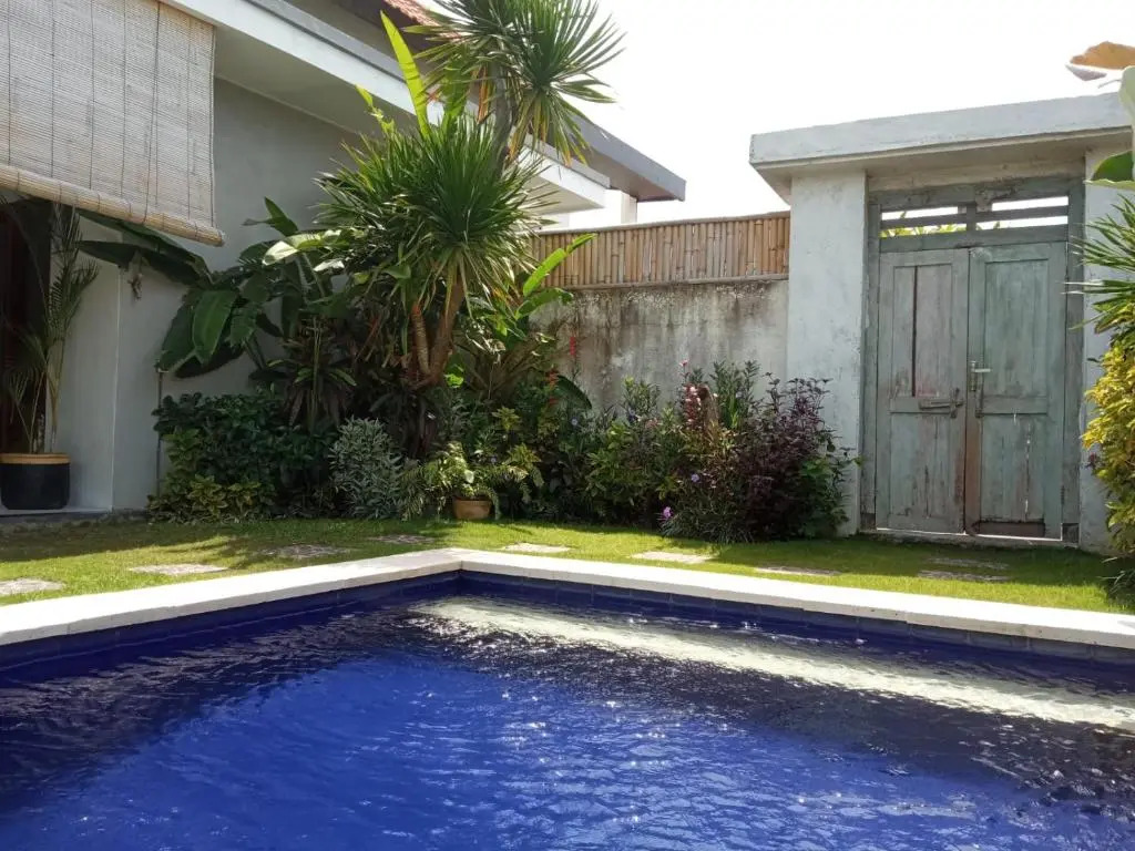 Canggu Villa 3 bedrooms (with kids bedroom), swimming pool and garden