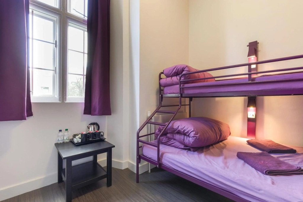 Safestay London Kensington Holland Park