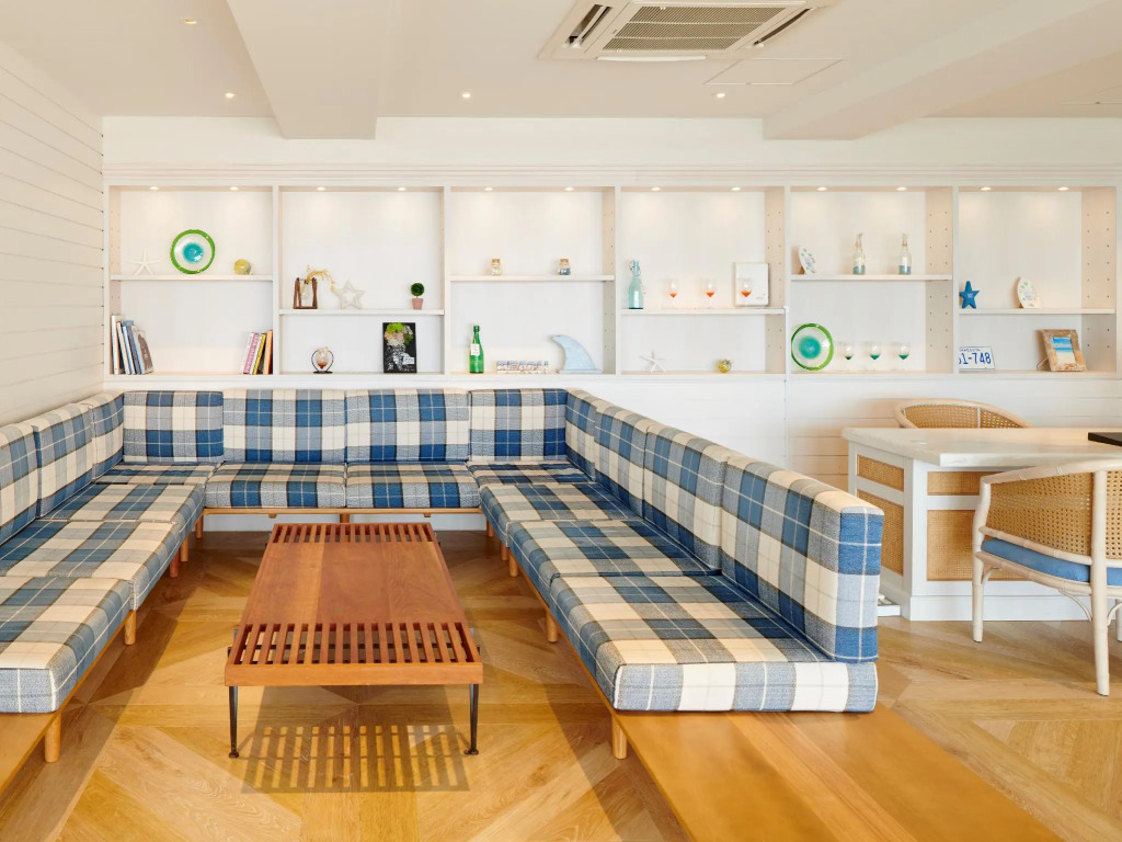 HOTEL SEABREEZE CORAL
