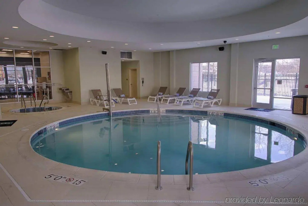 Embassy Suites by Hilton Newark Airport