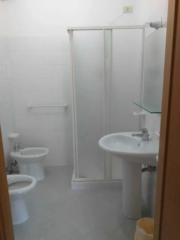 Room in B&B - Quadruple Room in Pineto - A Stone Throw From the sea