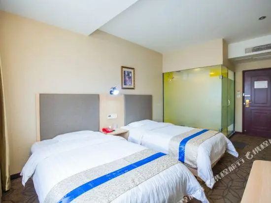 Meiyijia Business Hotel (Guangyuan Pingqiao Qintai Square Food Street)