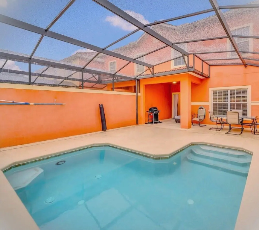 Private Pool Getaway! Near Theme Parks!
