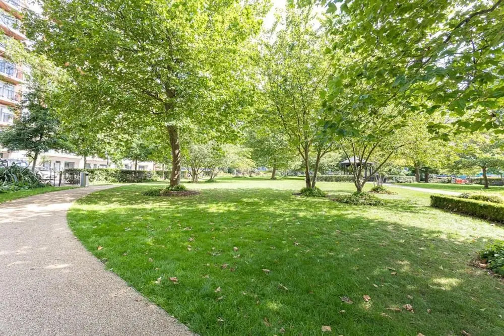 Excellent 2-bed Apartment in Colindale, London