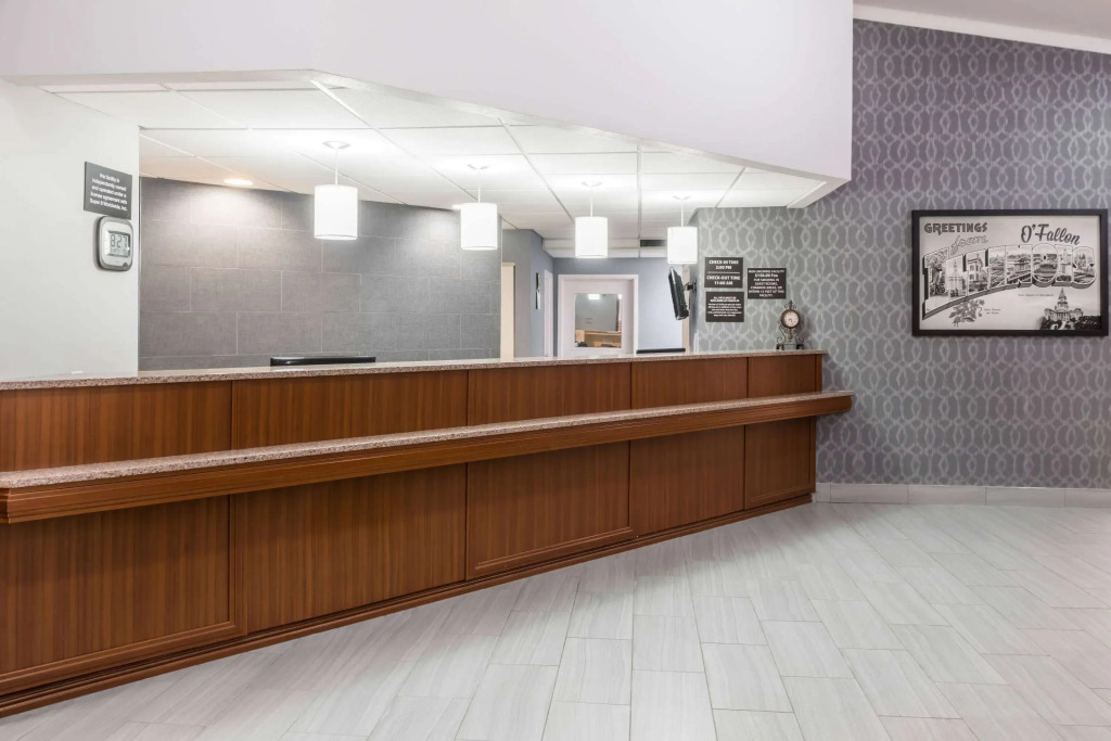 Super 8 by Wyndham OFallon