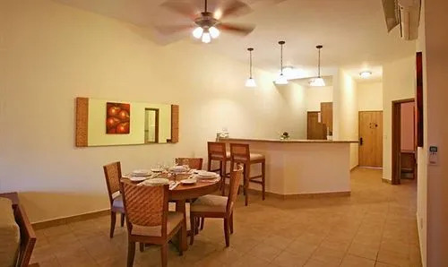 Marina Park Plaza