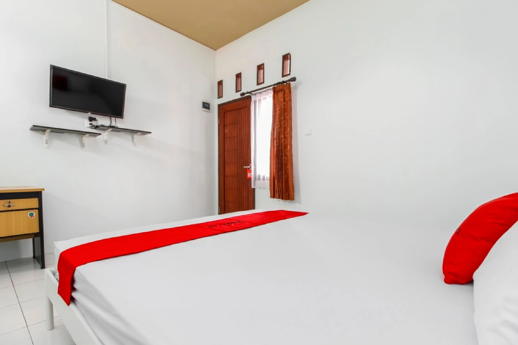 RedDoorz @ Jagakarsa 2
