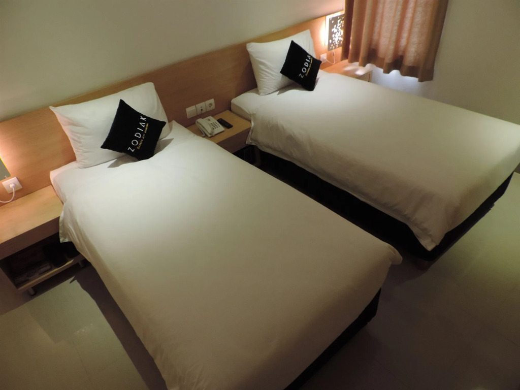 Zodiak Kebonjati by KAGUM Hotels