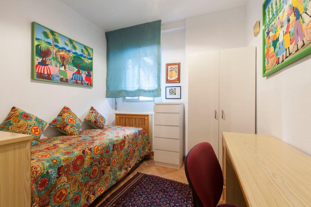 Modern B&B Somosaguas