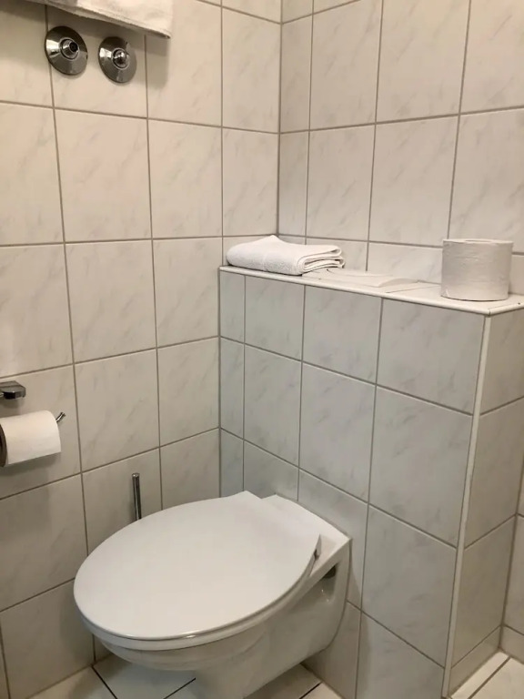 Hotel Lust