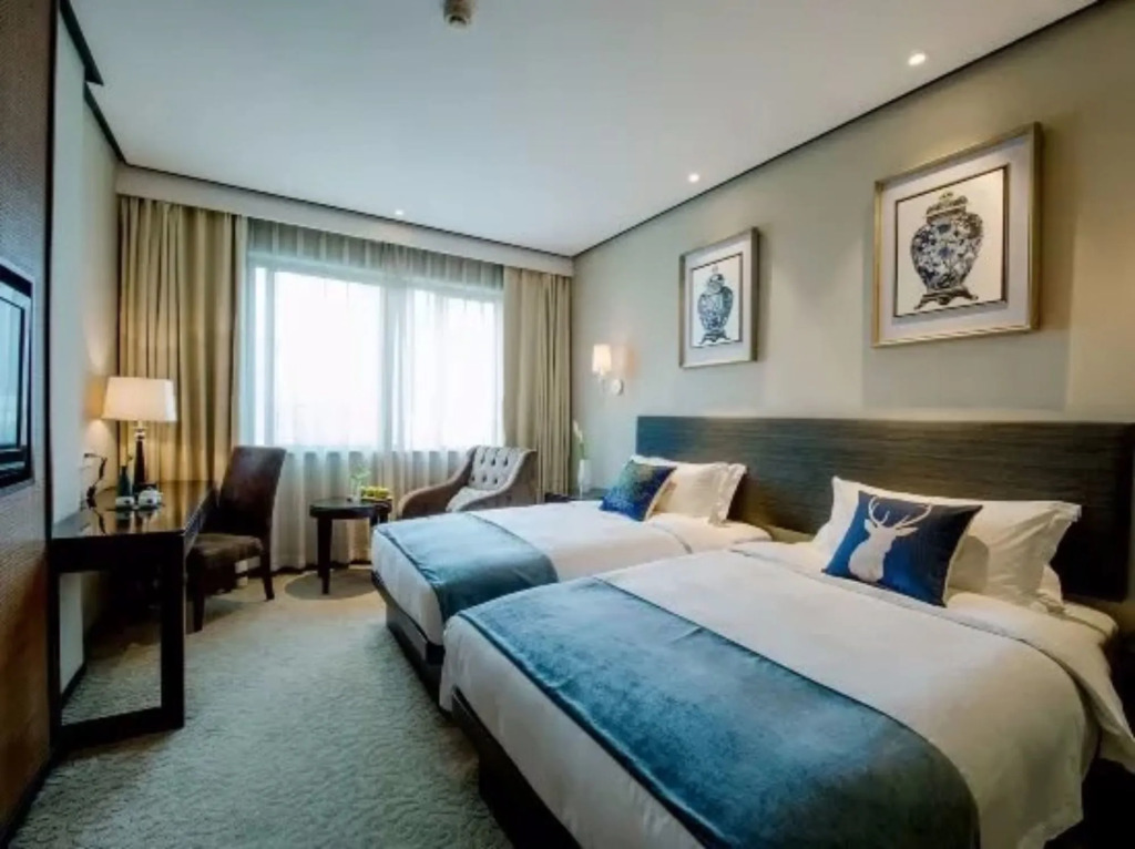 Byland World Hotel