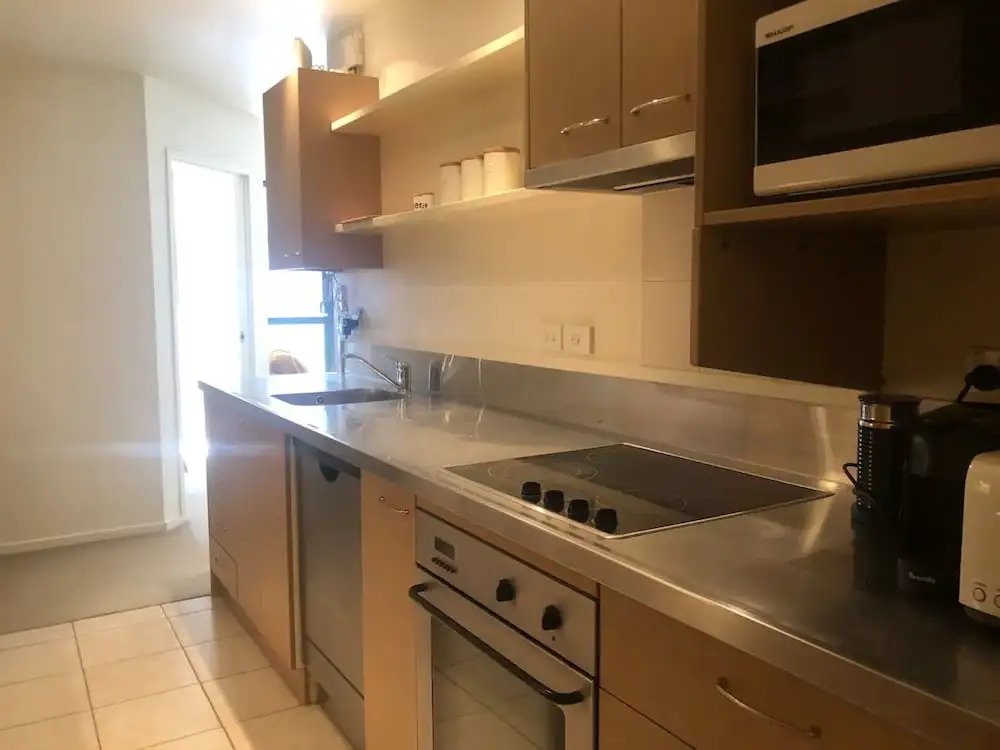 Spacious 2BR Near Westfield Newmarket