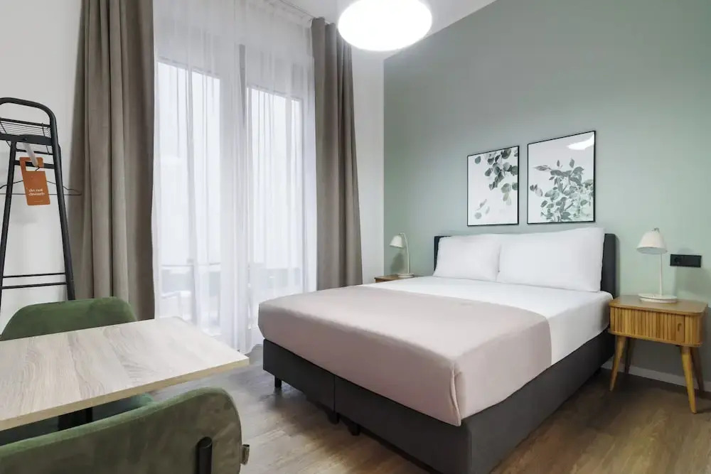 Limehome Berlin Sybelstr