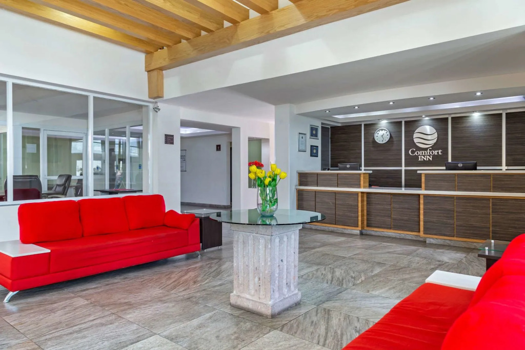 BeWow Hotel Querétaro