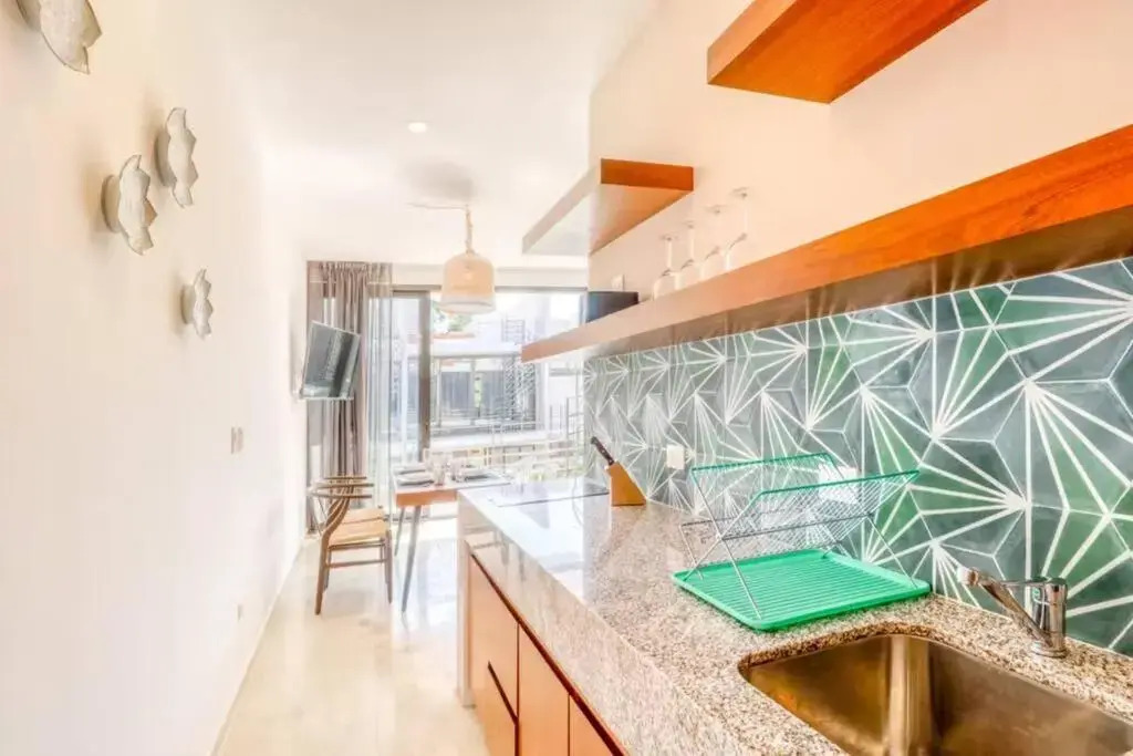 304 Amena Romantic Jungle PH w/ Private Pool & Gym