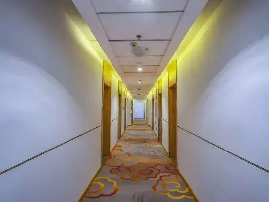 YiJu Hotel (Kaiyuan Jiefang Road)