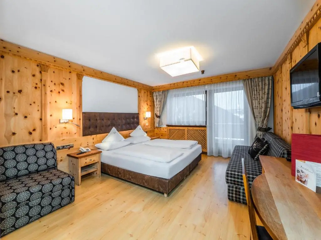 Hotel Alaska