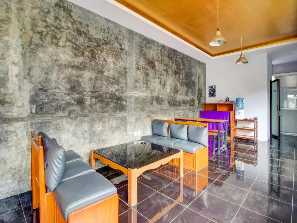 OYO 3750 Elder Guest House