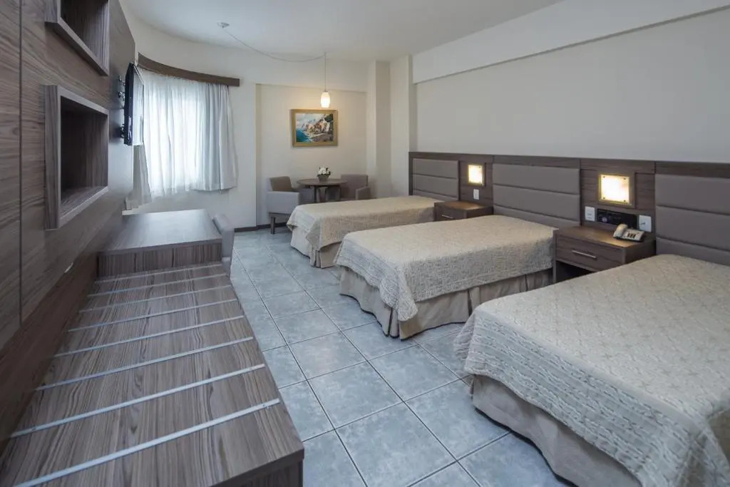 Hotel Dsintra