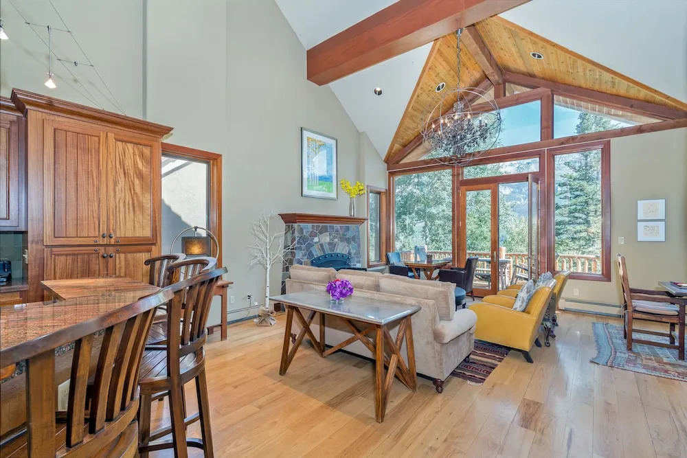 Crystal View by Exceptional Stays