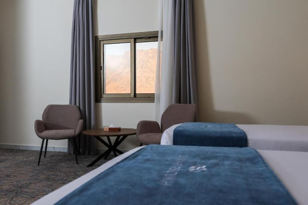 Emaar Rsoukh Hotel - فندق إعمار رسوخ
