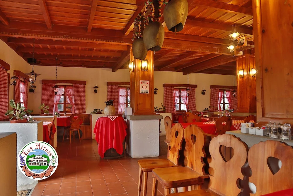 Hotel Los Héroes