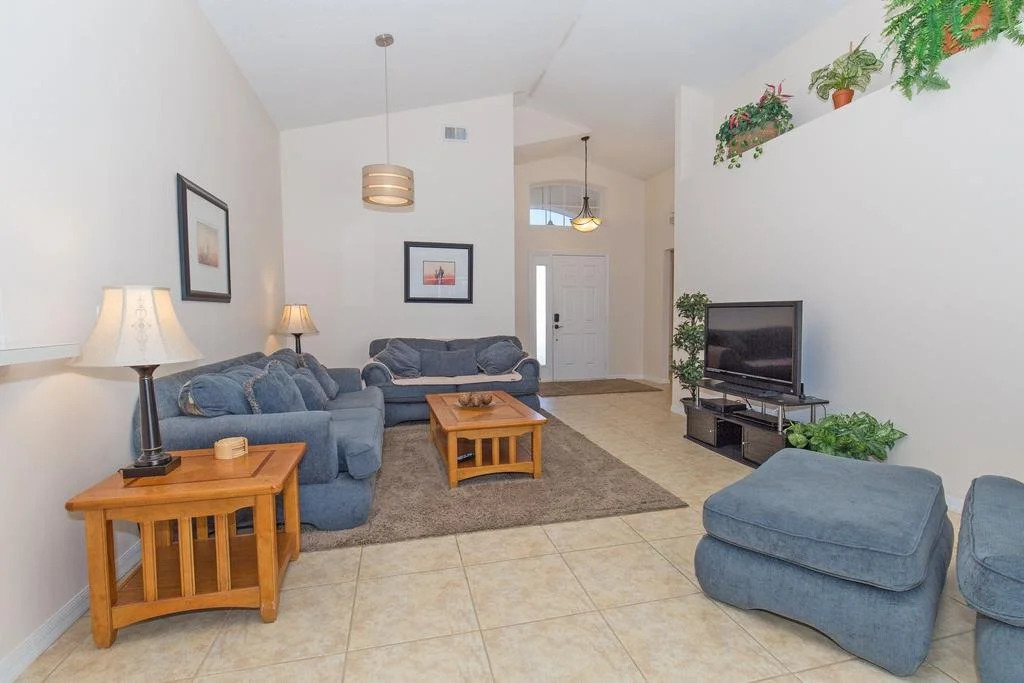 918TC Palm Paradise 3 Br Villa by RedAwning