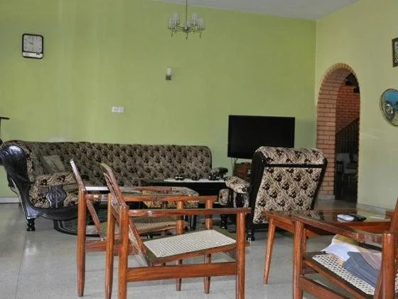 Royal Tourist Lodge