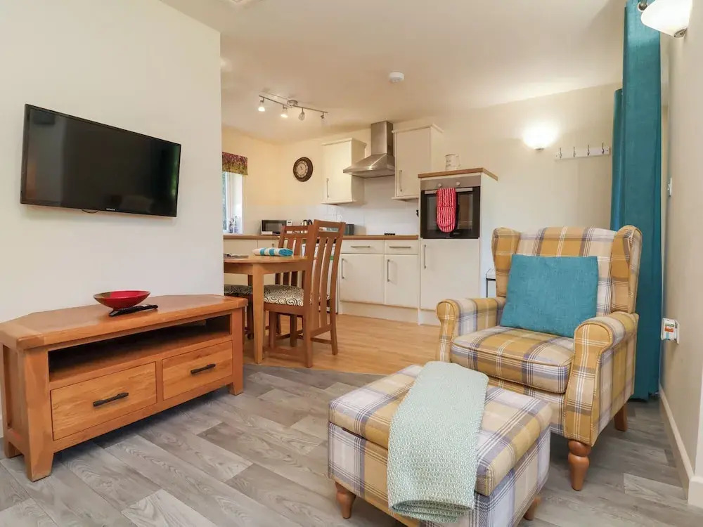 Larchwood Lodge Manleigh Park