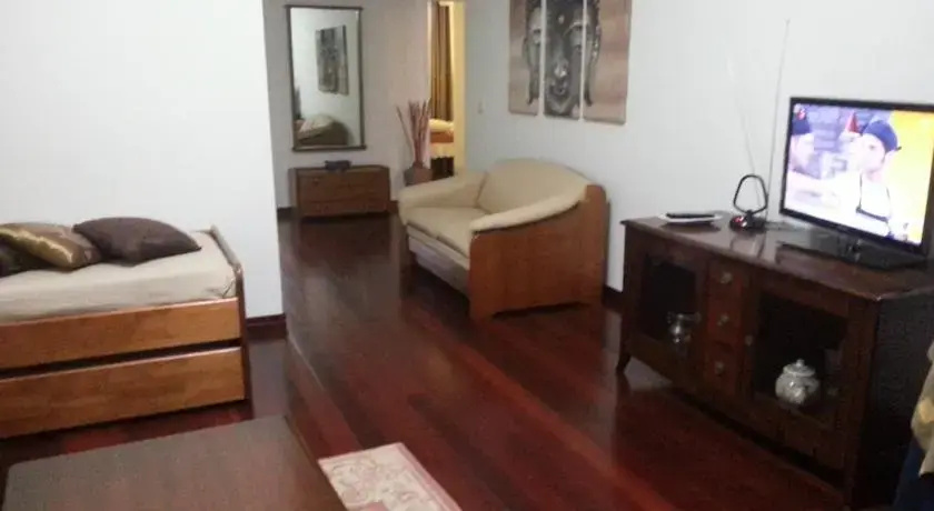 Golden Star Apartment