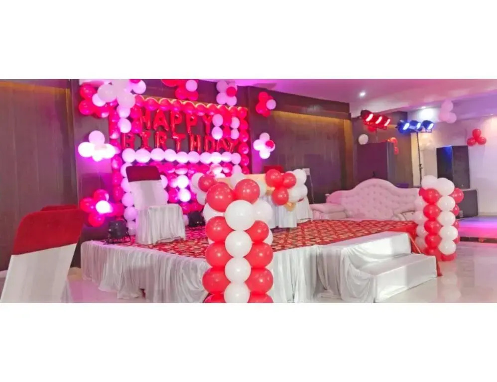 Hotel Holiday Inn, Lucknow