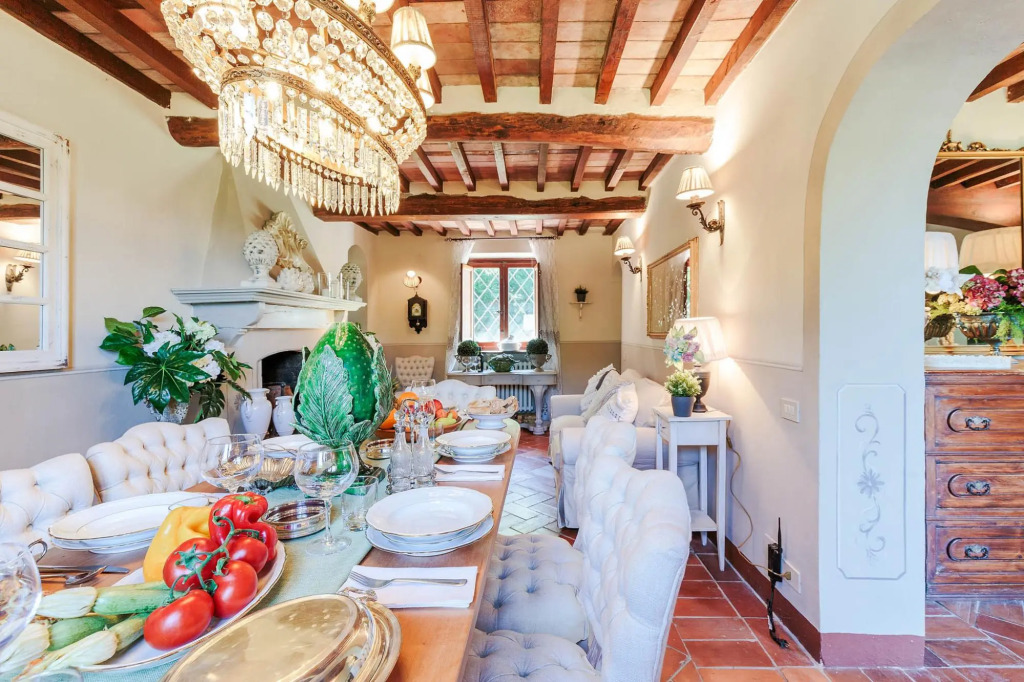 Bocciolo Stone Farmhouse