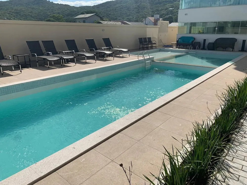 Cobertura 3 quartos sendo uma suíte